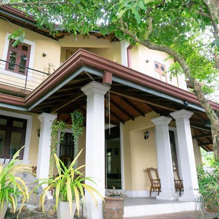 Airport Villa D 87 Katunayaka Exterior foto